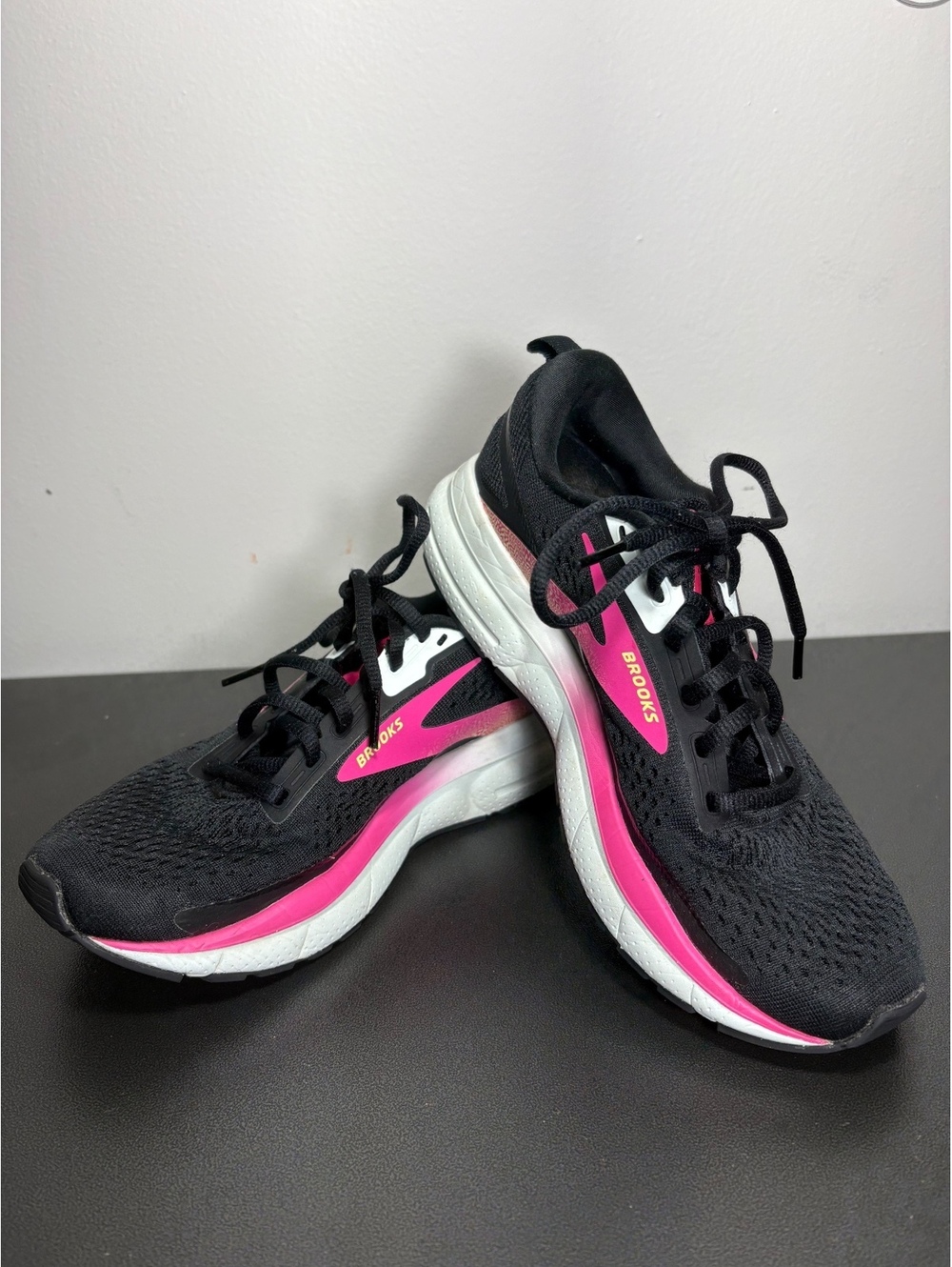 Brooks Women's Trace 3 Running Shoes - Black Pink Glow - Size 6 Medium B